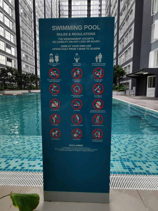 דירות Kajang Industrial House With Olympic Size Swimming Pool מראה חיצוני תמונה